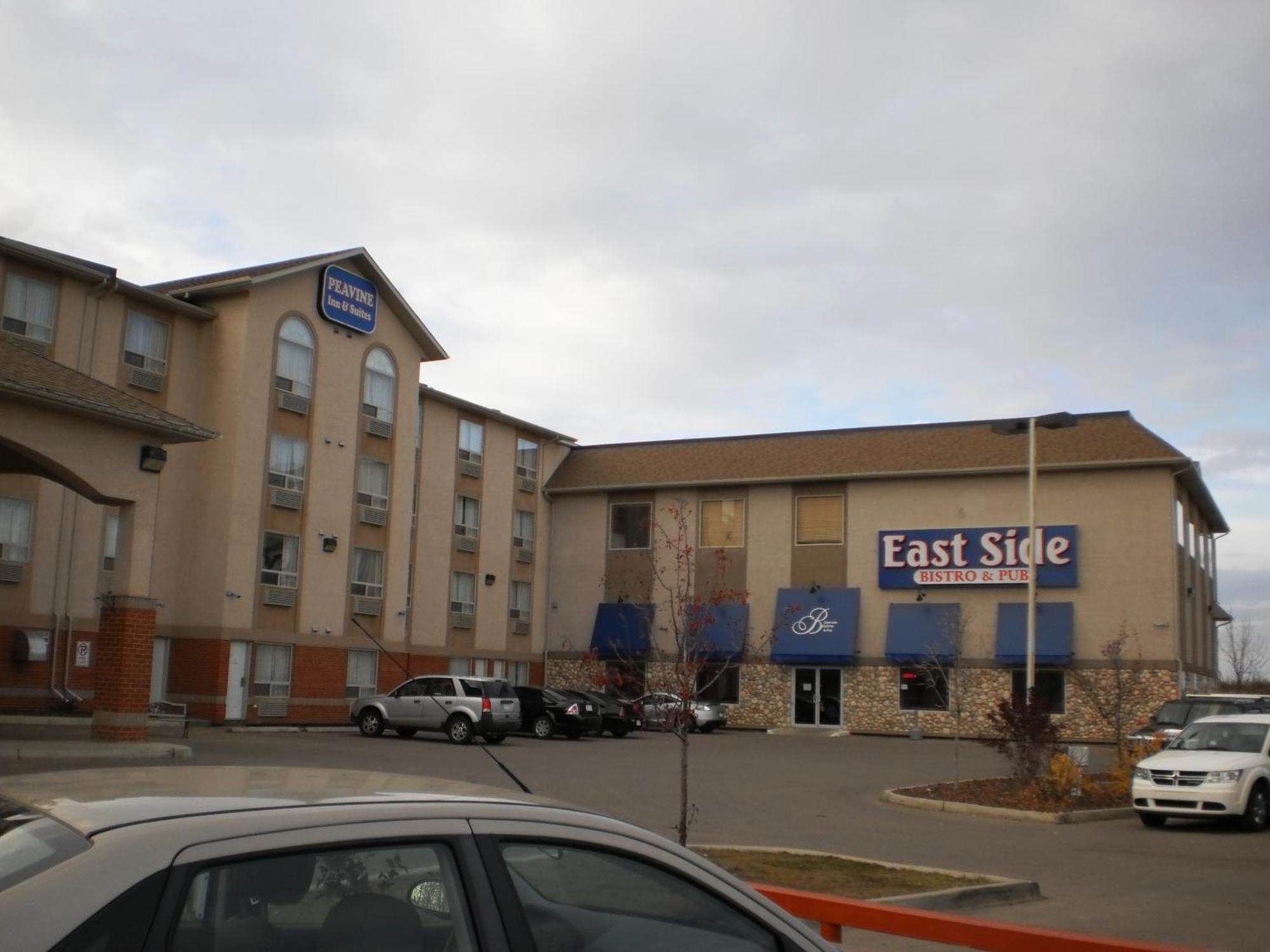 Peavine Inn & Suites High Prairie Exterior foto