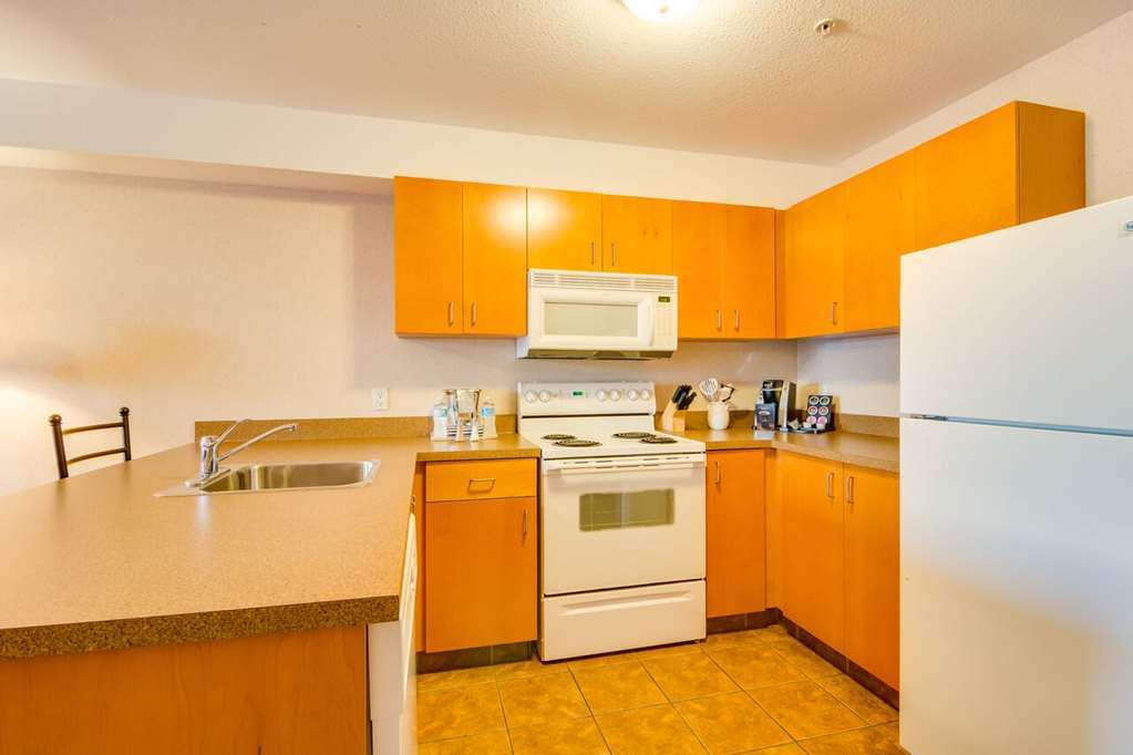 Peavine Inn & Suites High Prairie Zimmer foto