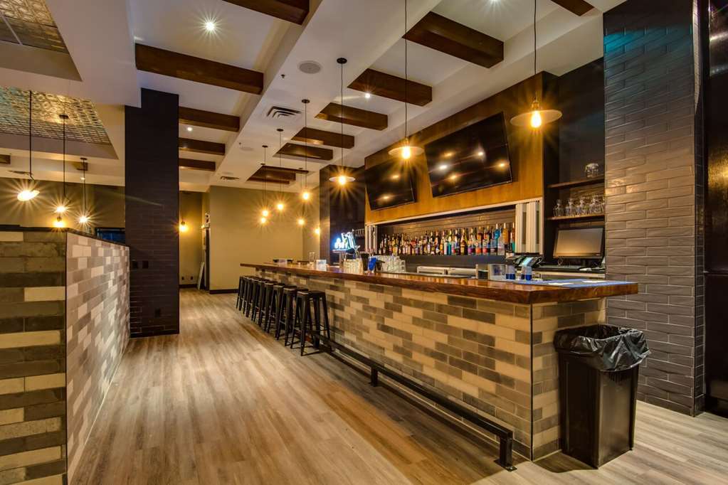 Peavine Inn & Suites High Prairie Restaurant foto