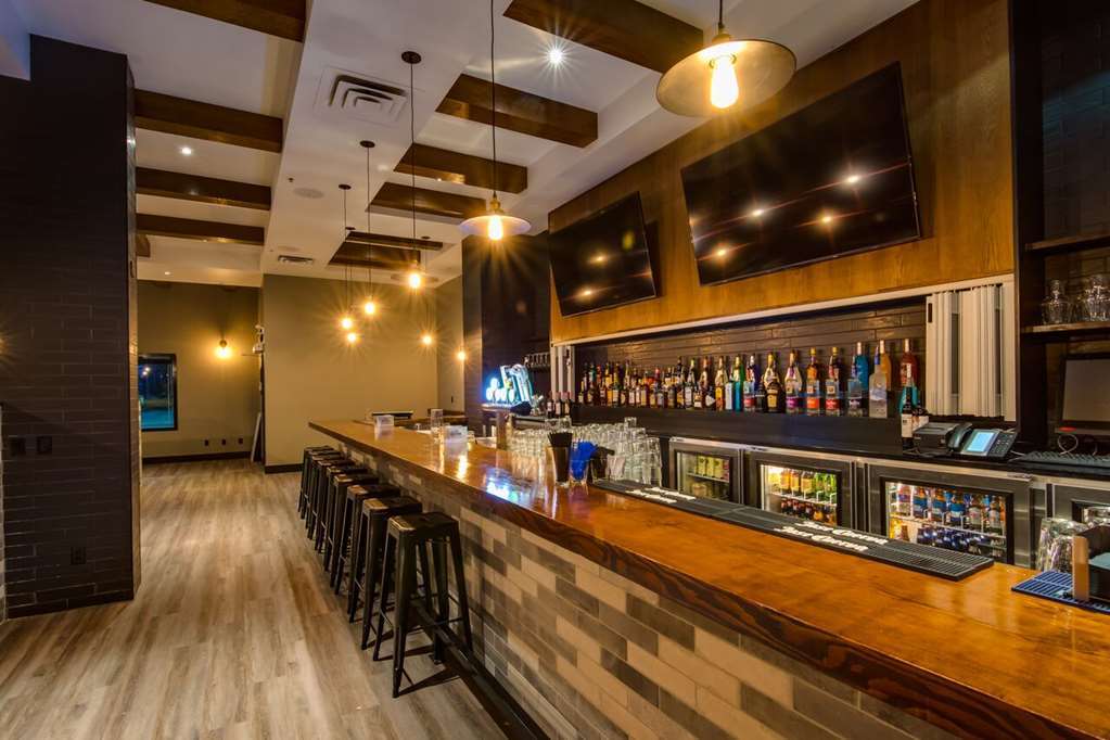 Peavine Inn & Suites High Prairie Restaurant foto