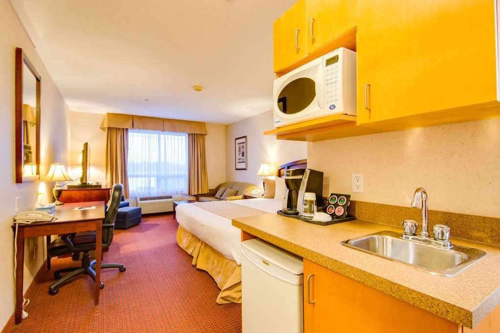 Peavine Inn & Suites High Prairie Zimmer foto