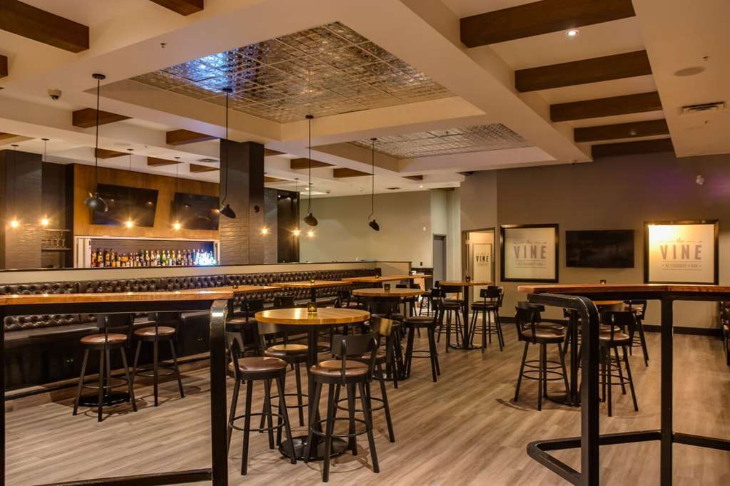 Peavine Inn & Suites High Prairie Restaurant foto
