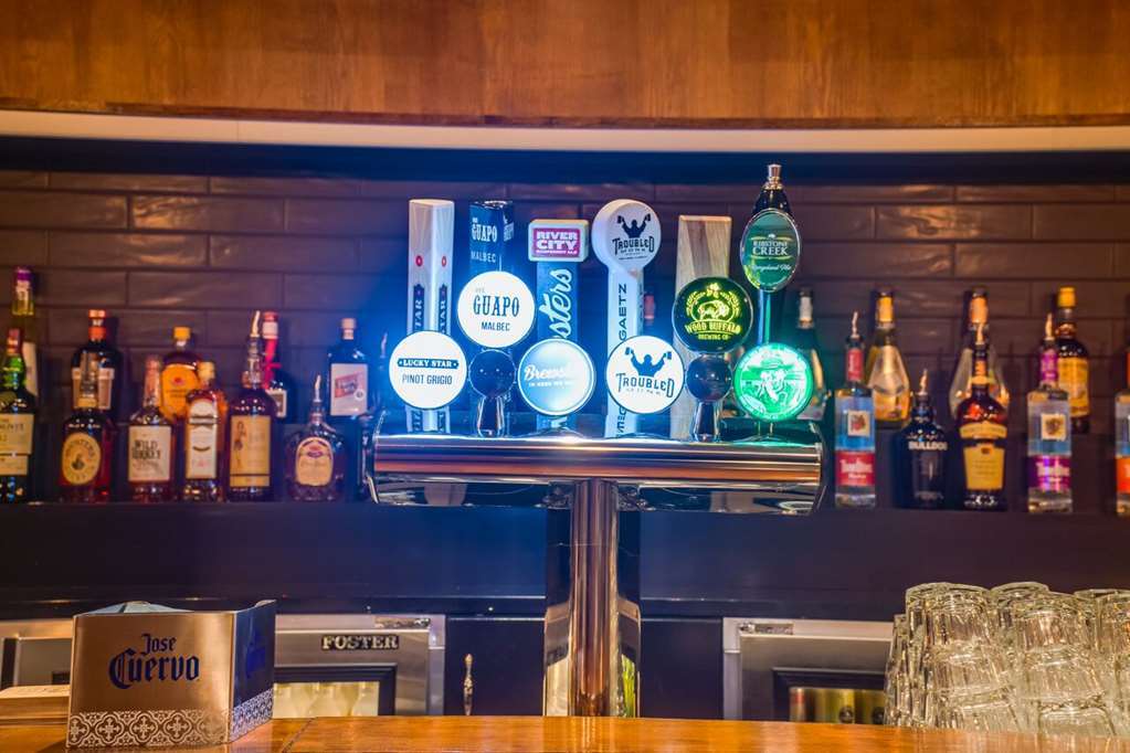 Peavine Inn & Suites High Prairie Restaurant foto